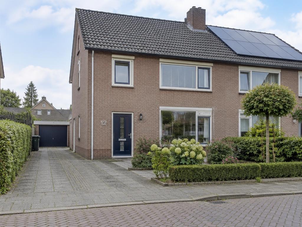 Binnenkort in verkoop: eengezinswoning (rij) in Groeseind-Hoefstraat